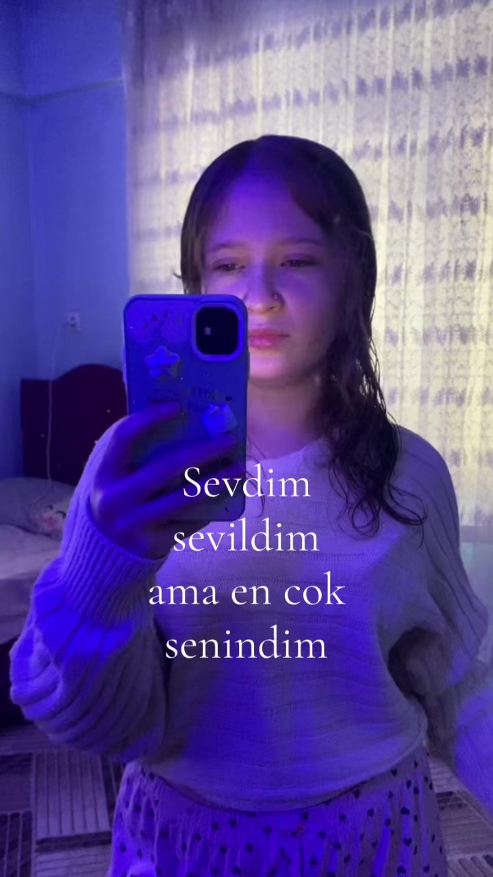 @sarııkolaa