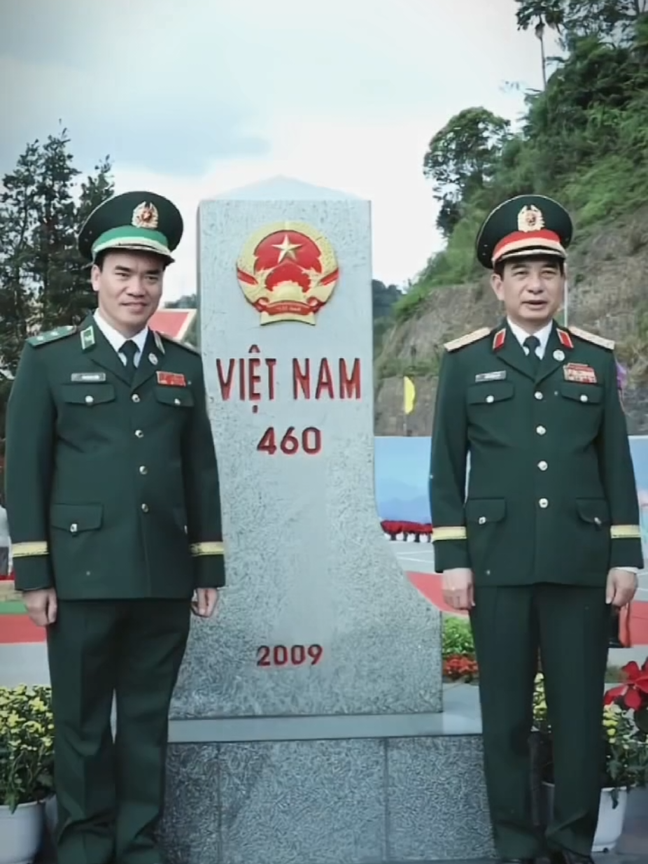 @Tiểu Sử