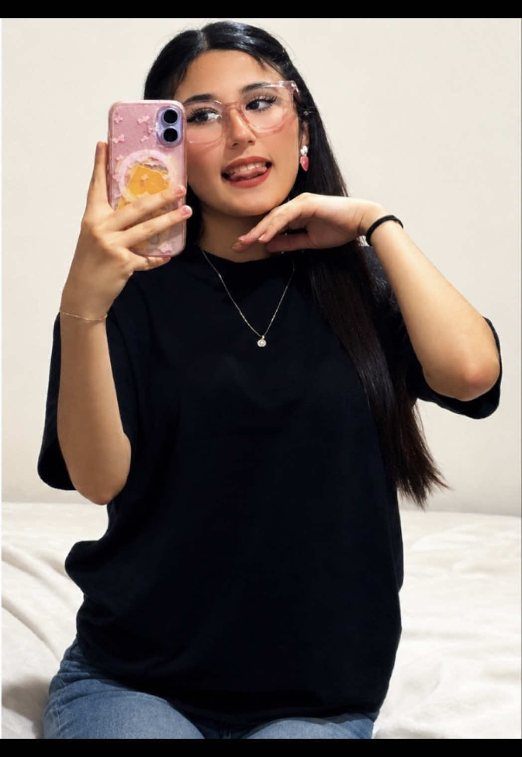 @justlupita_