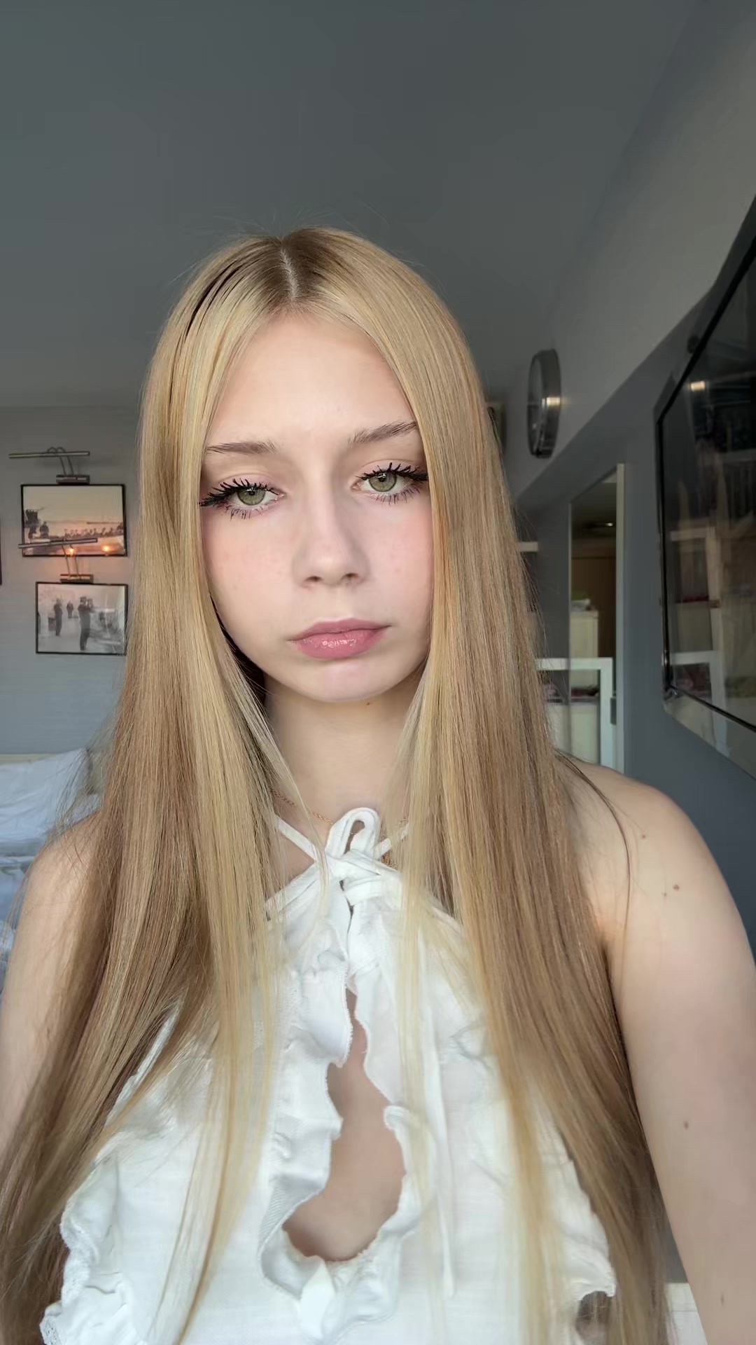 @lilyvenna