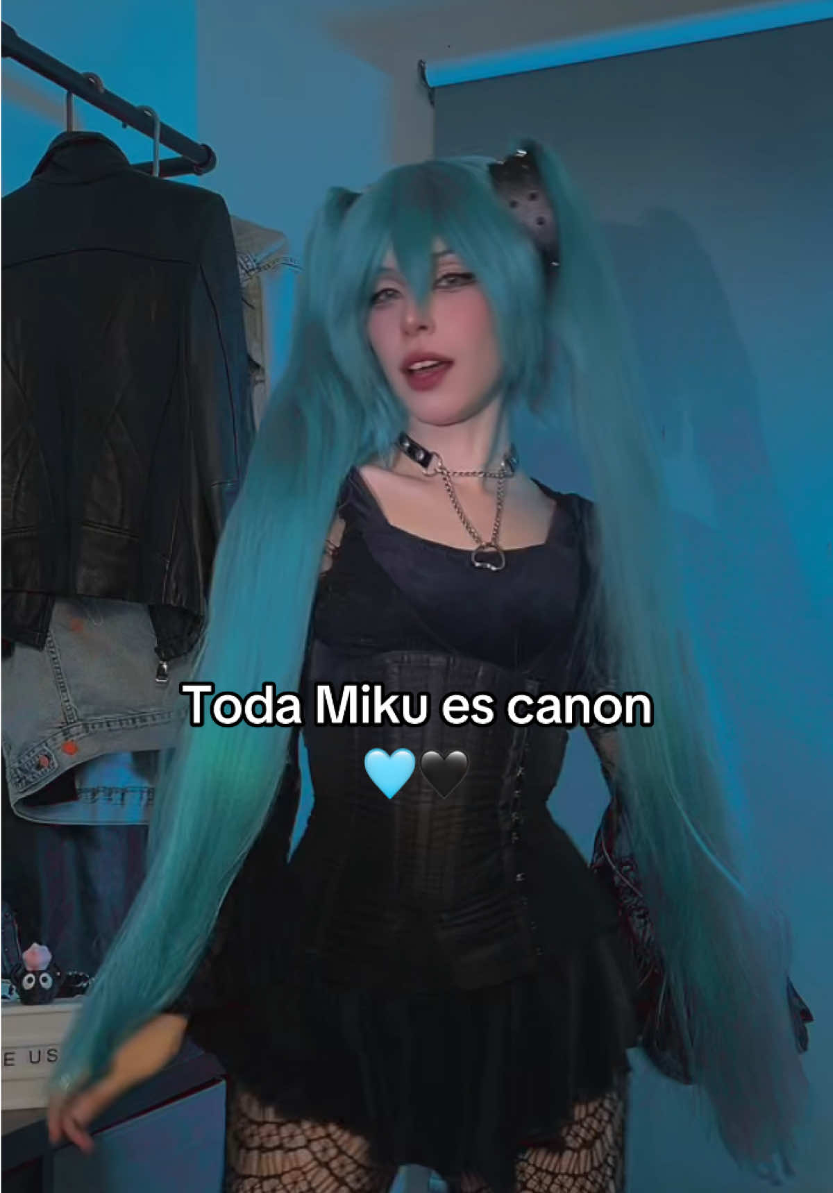 @deus_cos