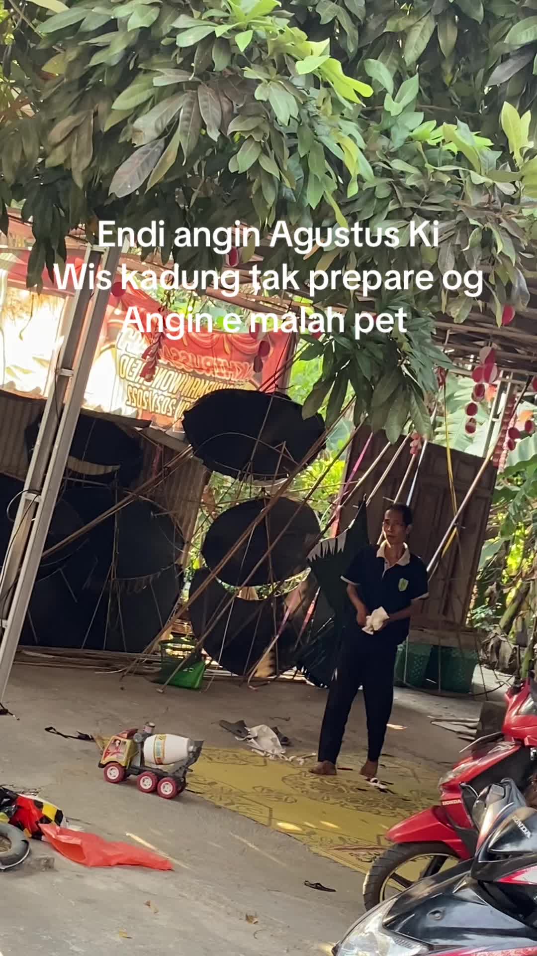 @Mas B