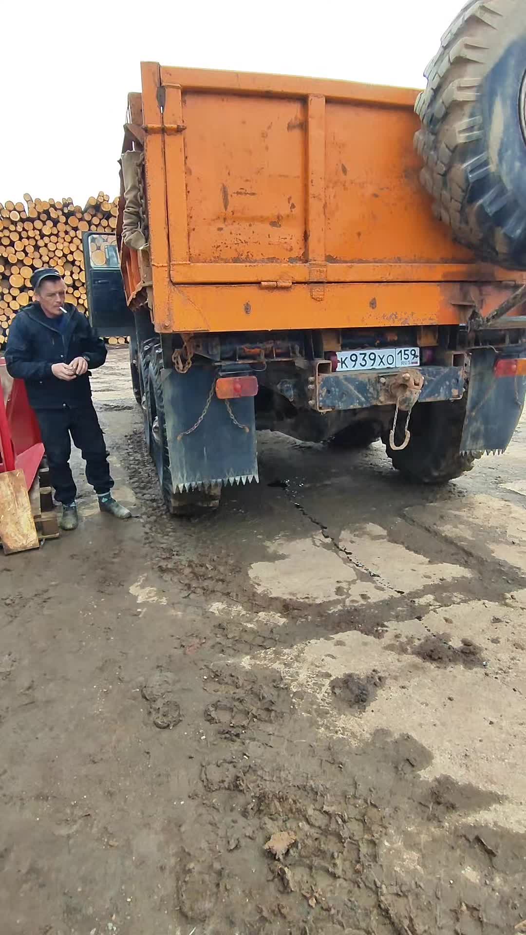 @деревенский житель