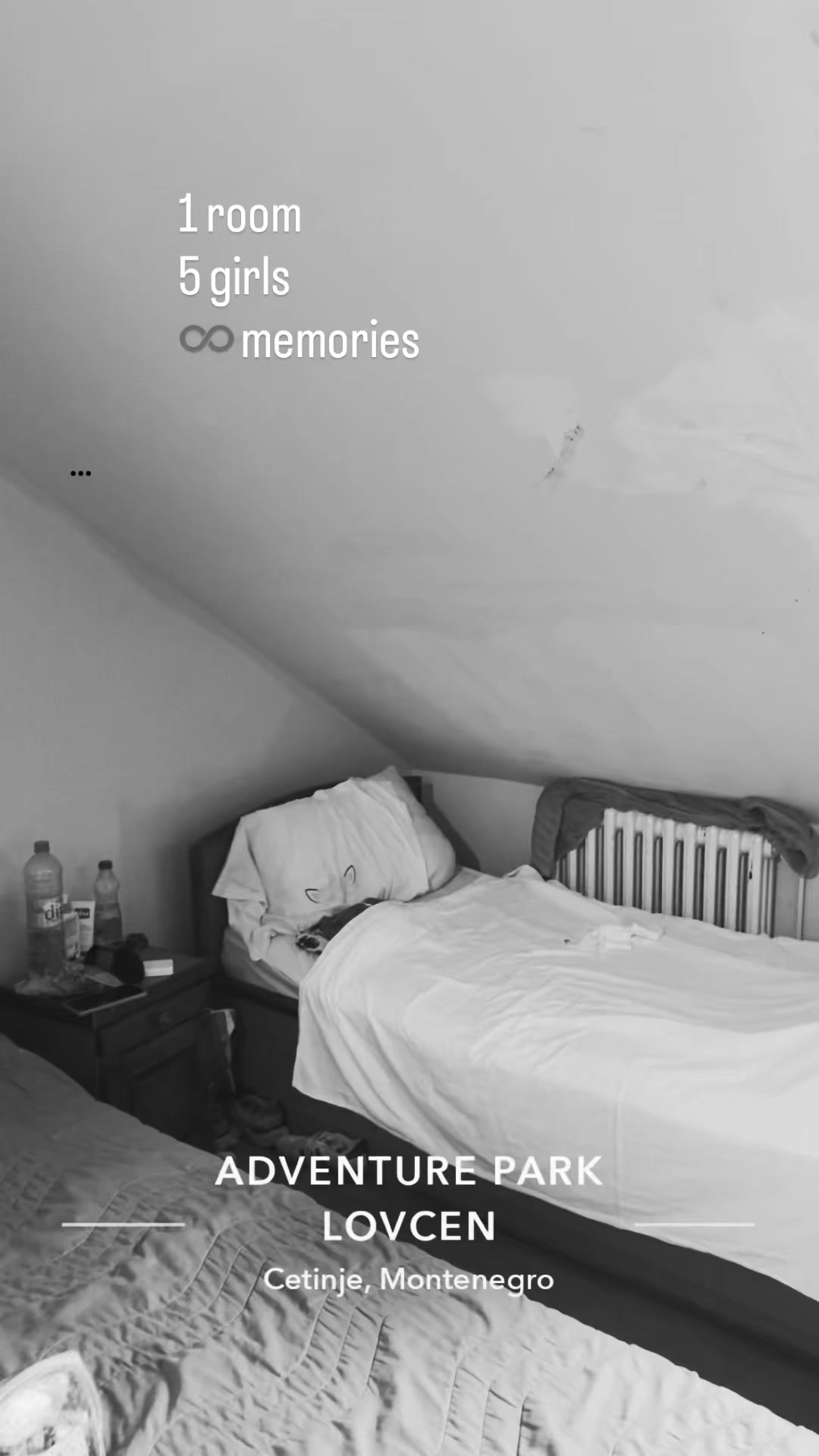 @𝓜𝓲𝓪