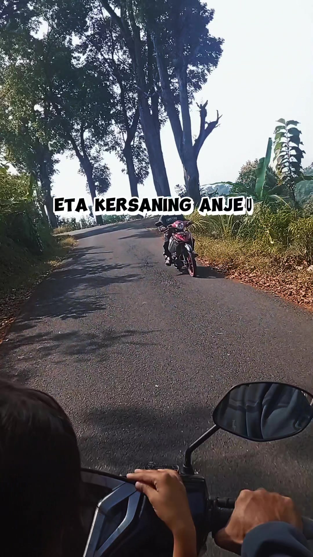 @Harus Saling setia