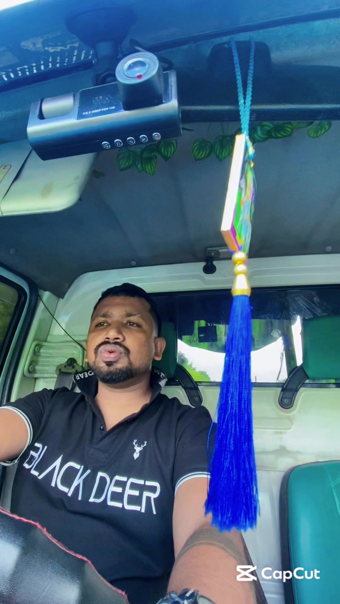 @@iamDinuka 🧜&zwj;♂️🇱🇰