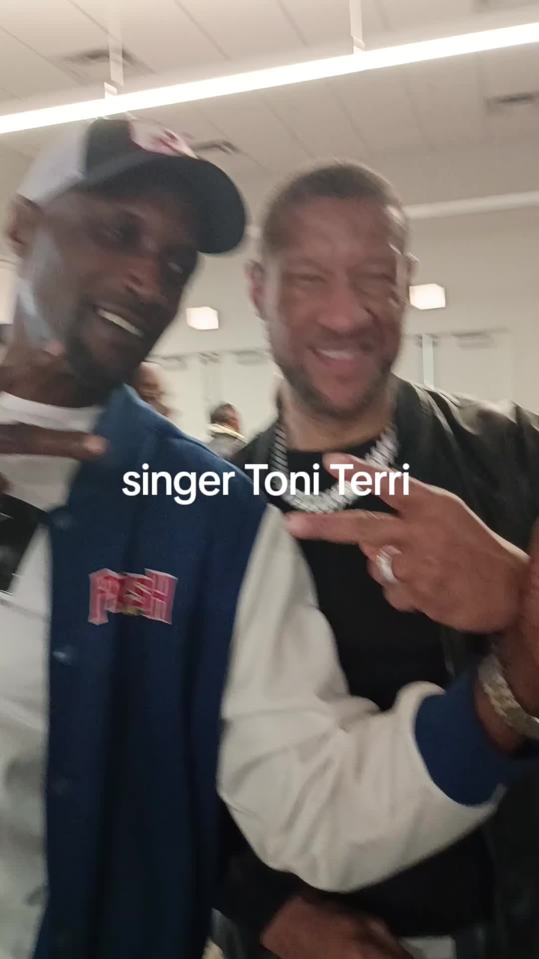 @Tay