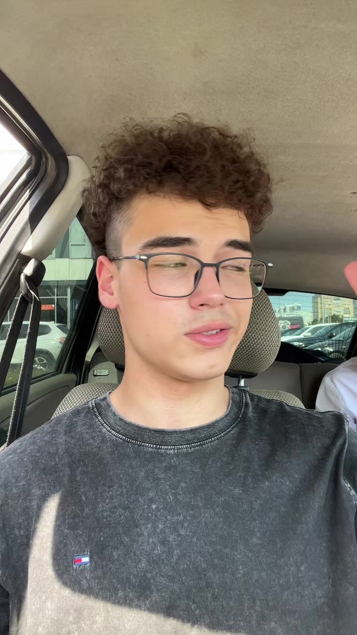 @g_oniks