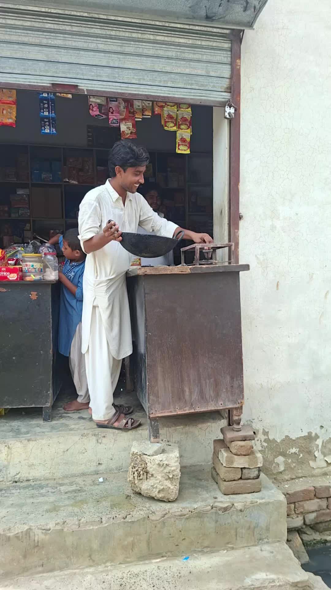 @RatRana Ayazna Ayaz