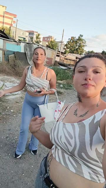 @slla702