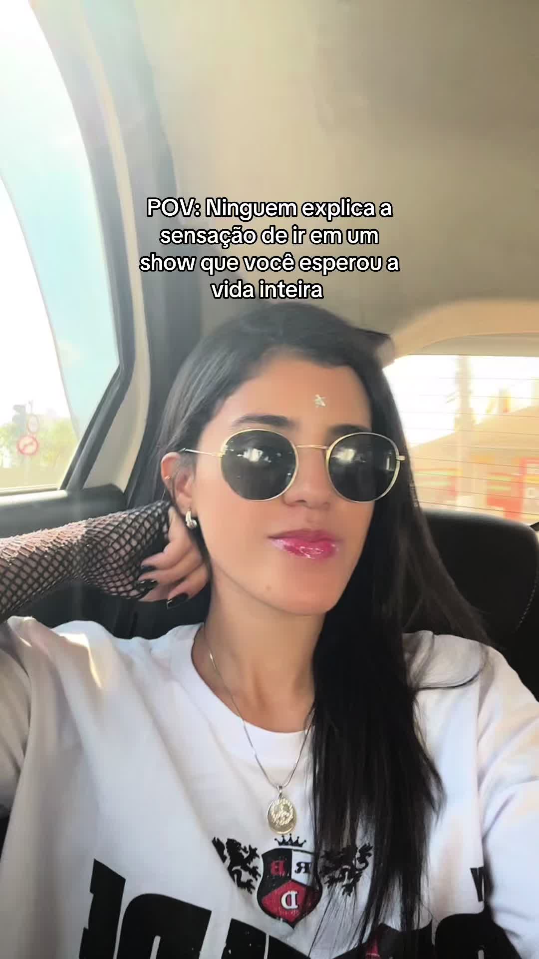 @Fernanda Andrade 🧨