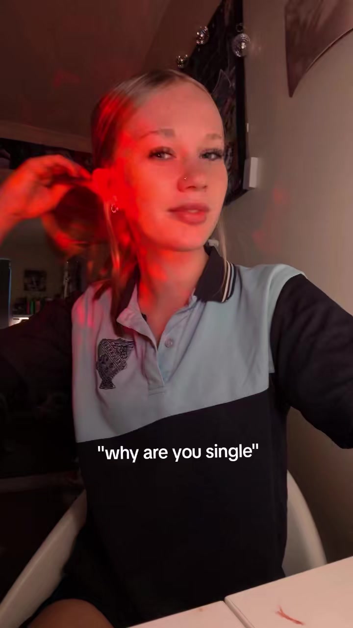 @ellaa🕸️