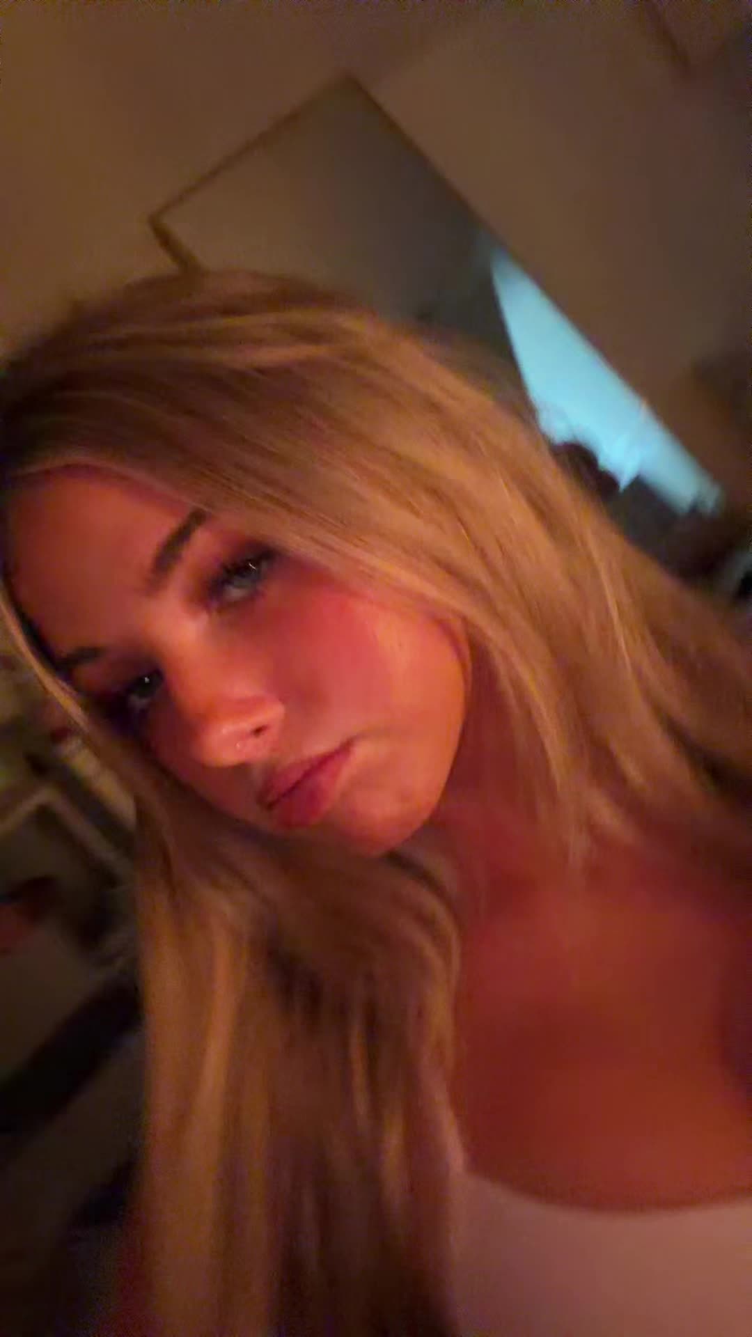 @🤫