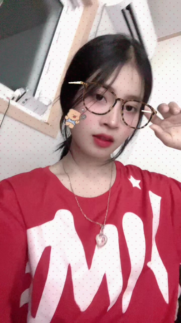 @V💫