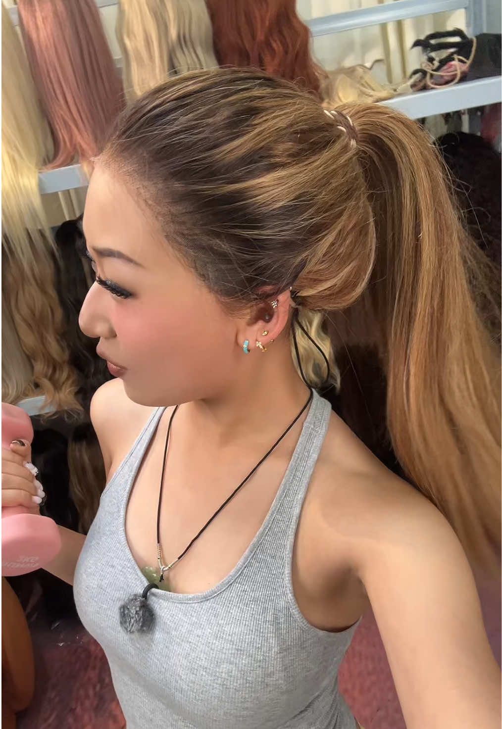 @megalook