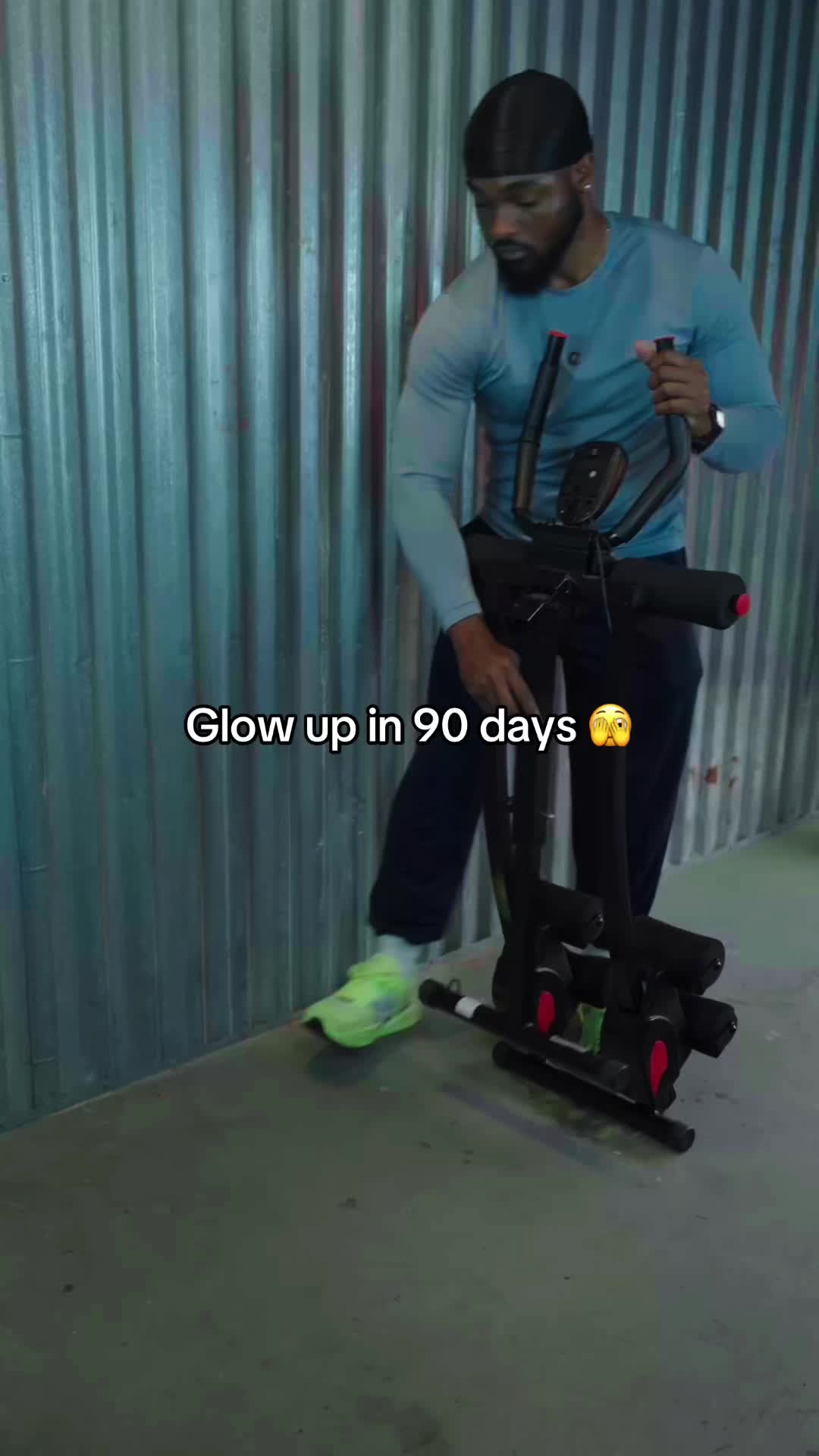 @PERSONAL TRAINER