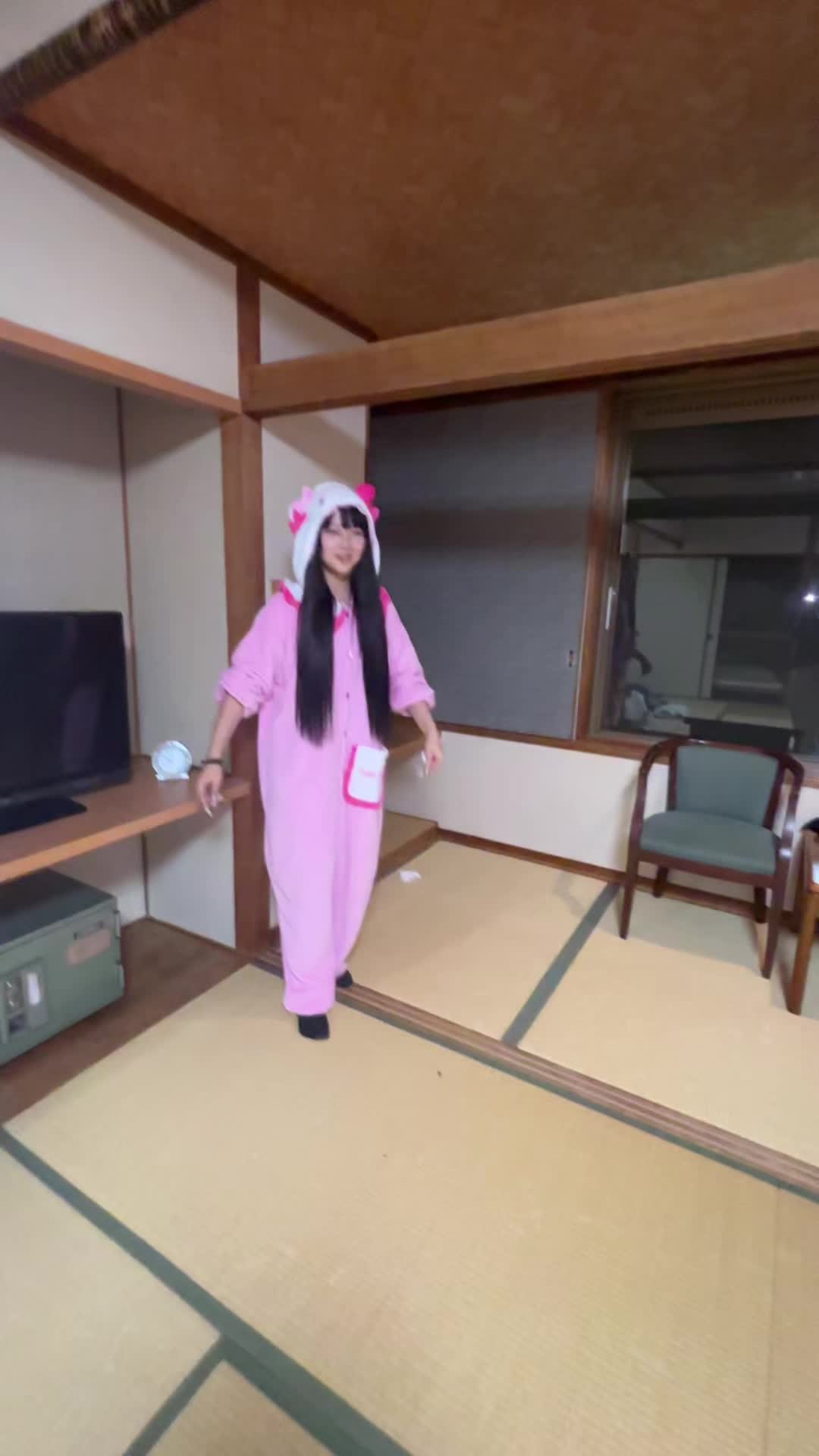 @あおり