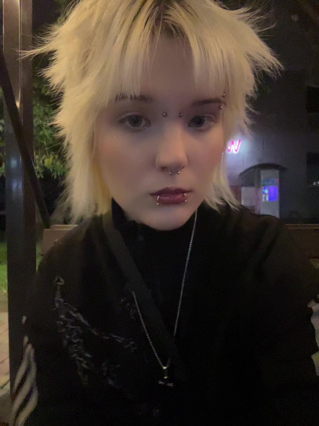 @llinasssss*