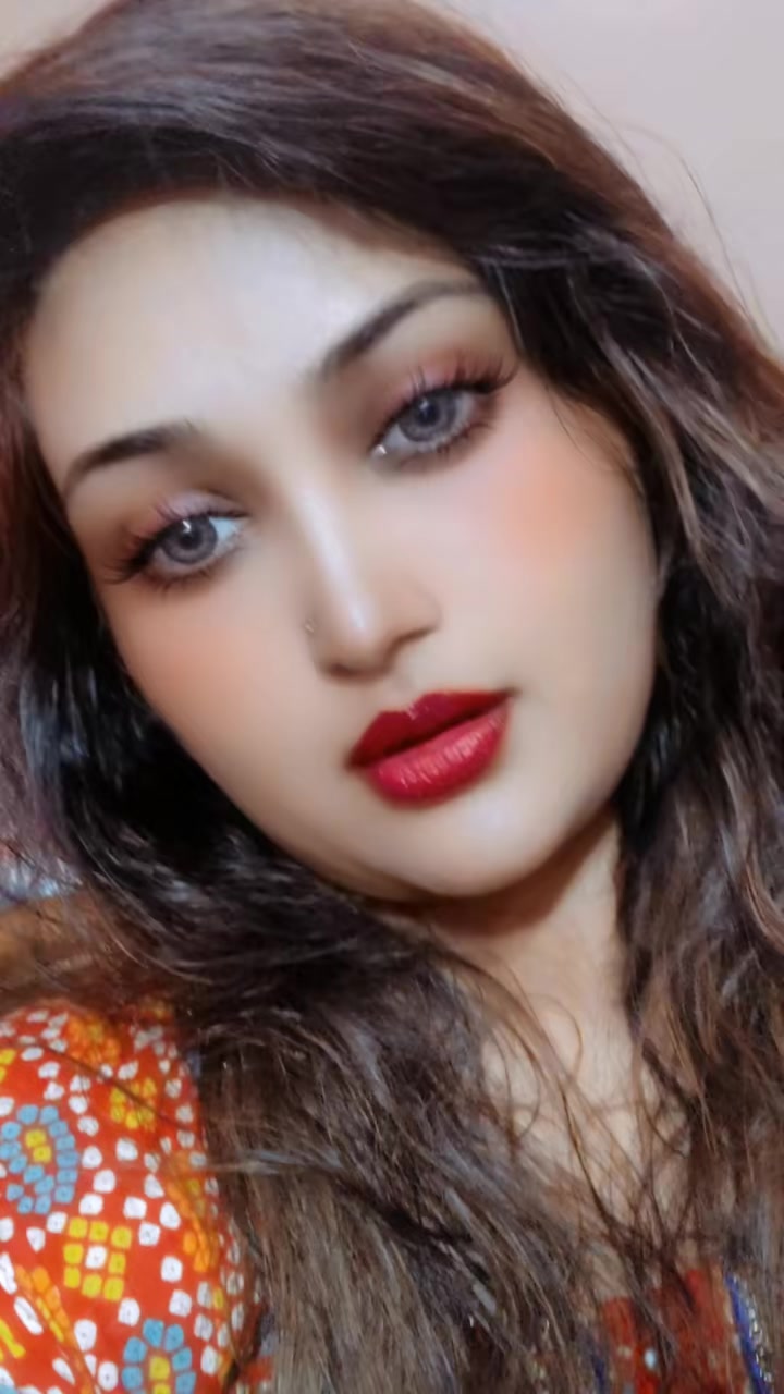 @✷🦋MISS◕❥◕KOMAL🦋✷