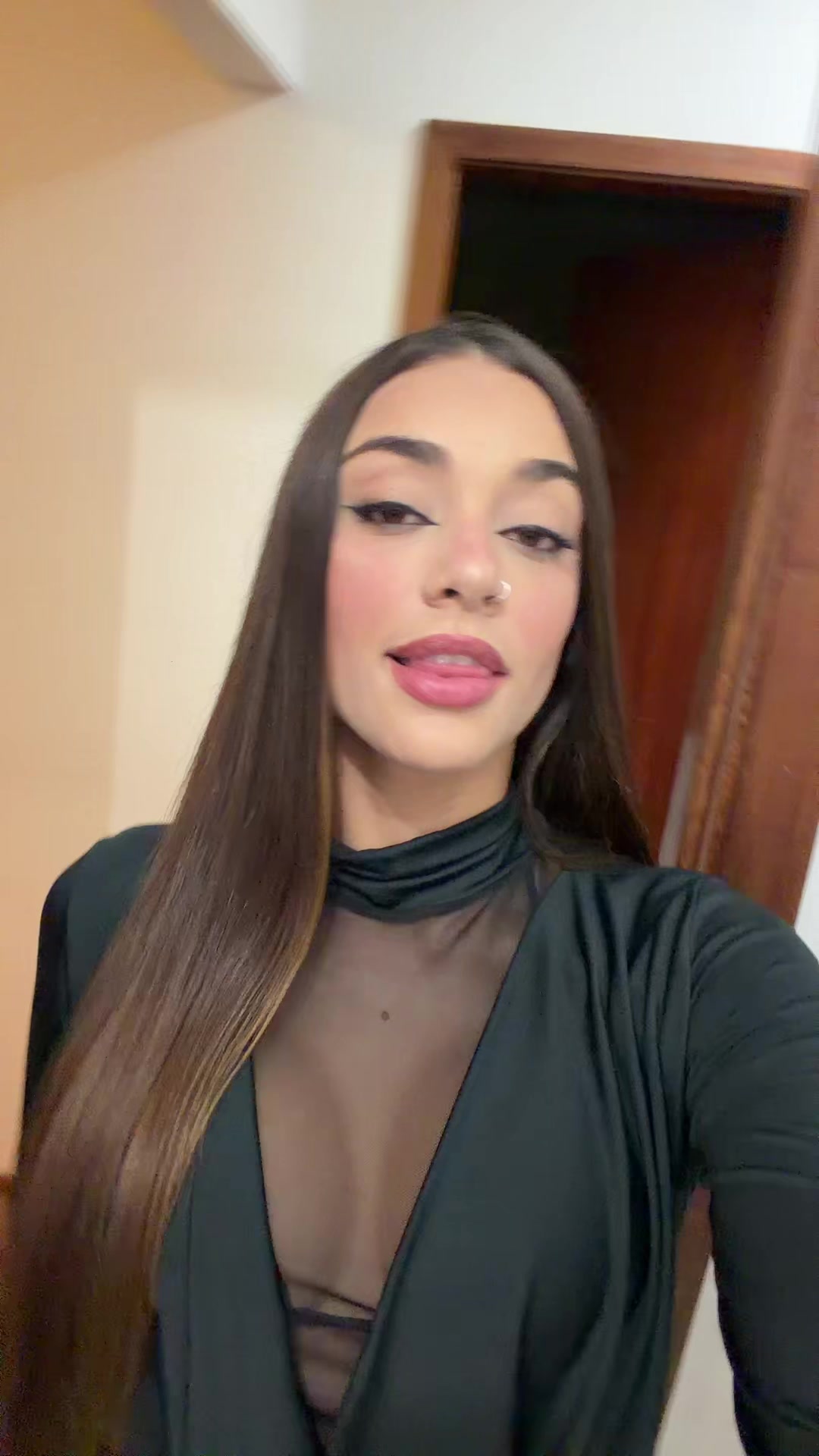 @Naíla