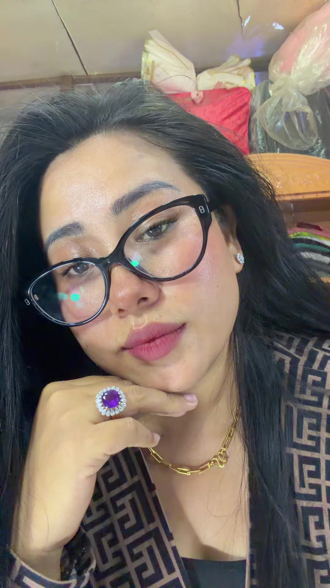 @Nyein🌻👑(Official Acc✅)