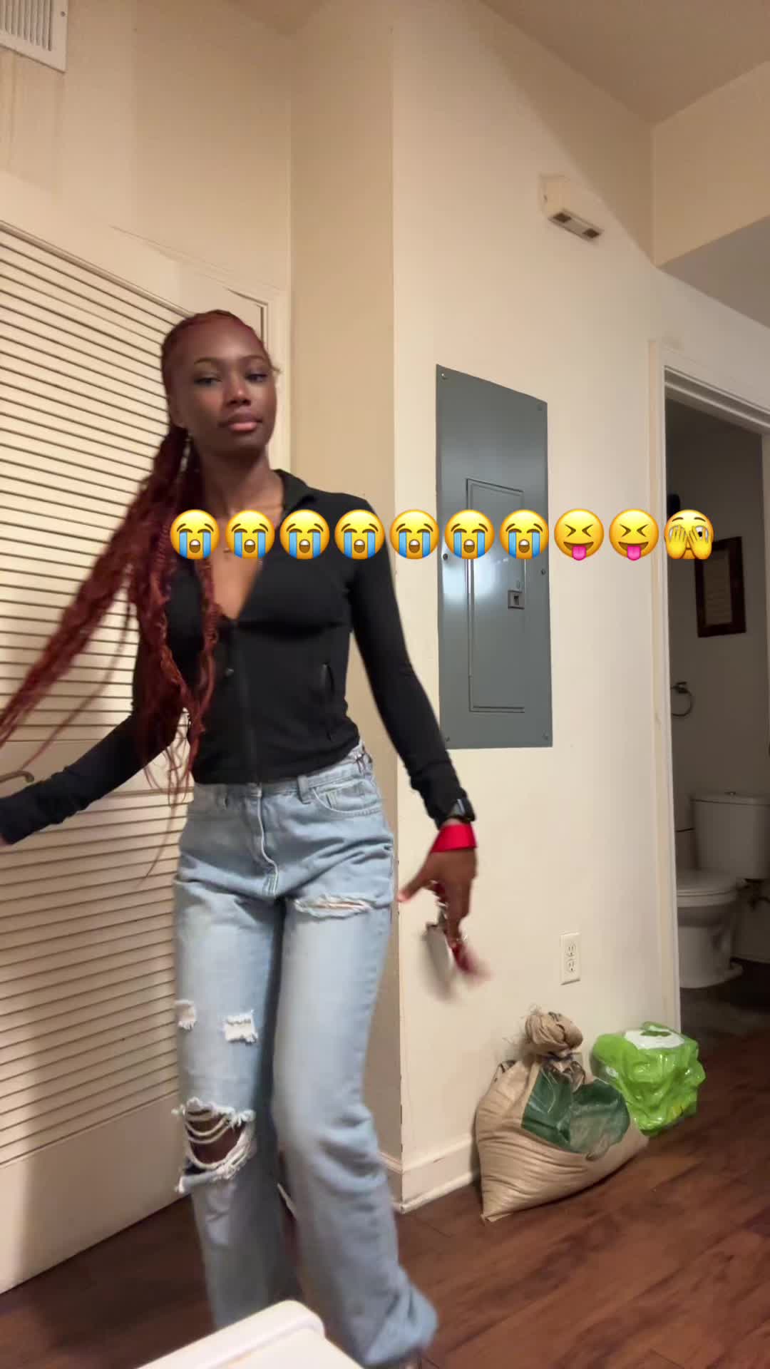 @Miss 5 Star โ