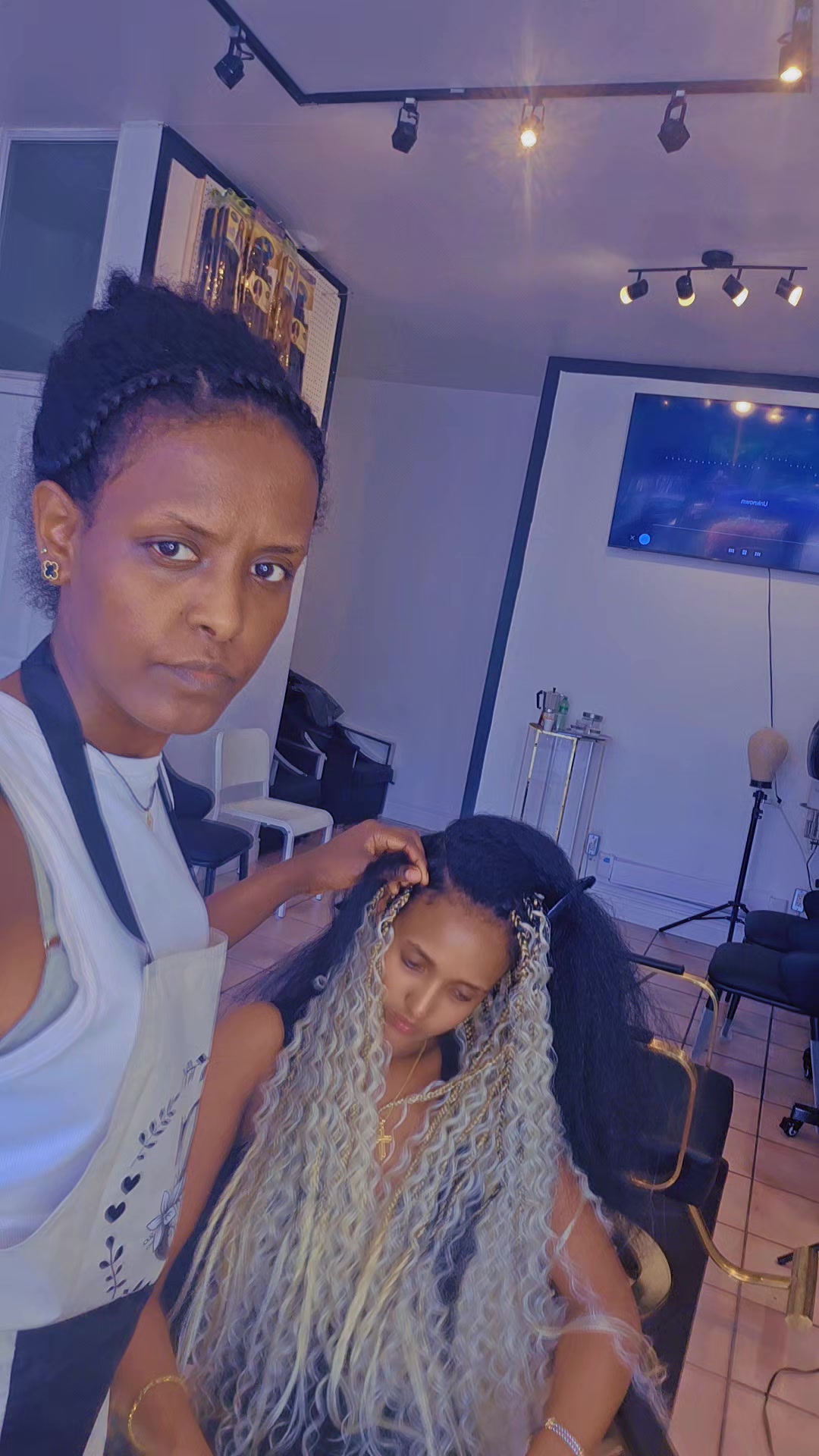 @samru hairstyles🇨🇦🦋🇨🇦