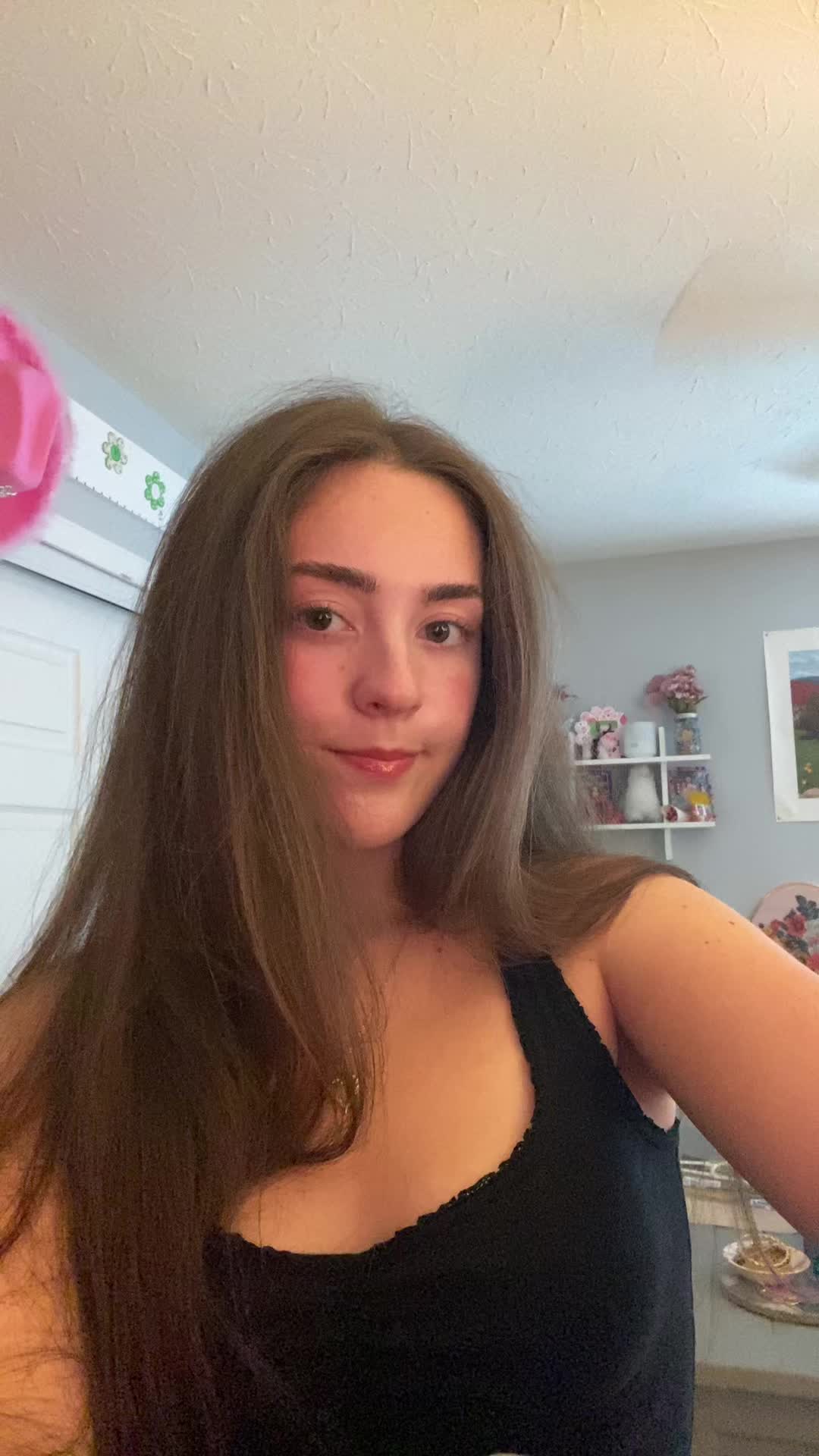 @Samantha 😼😻😸