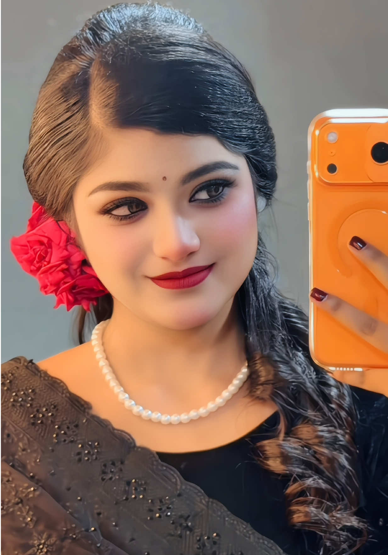 @Akhi Pakhi