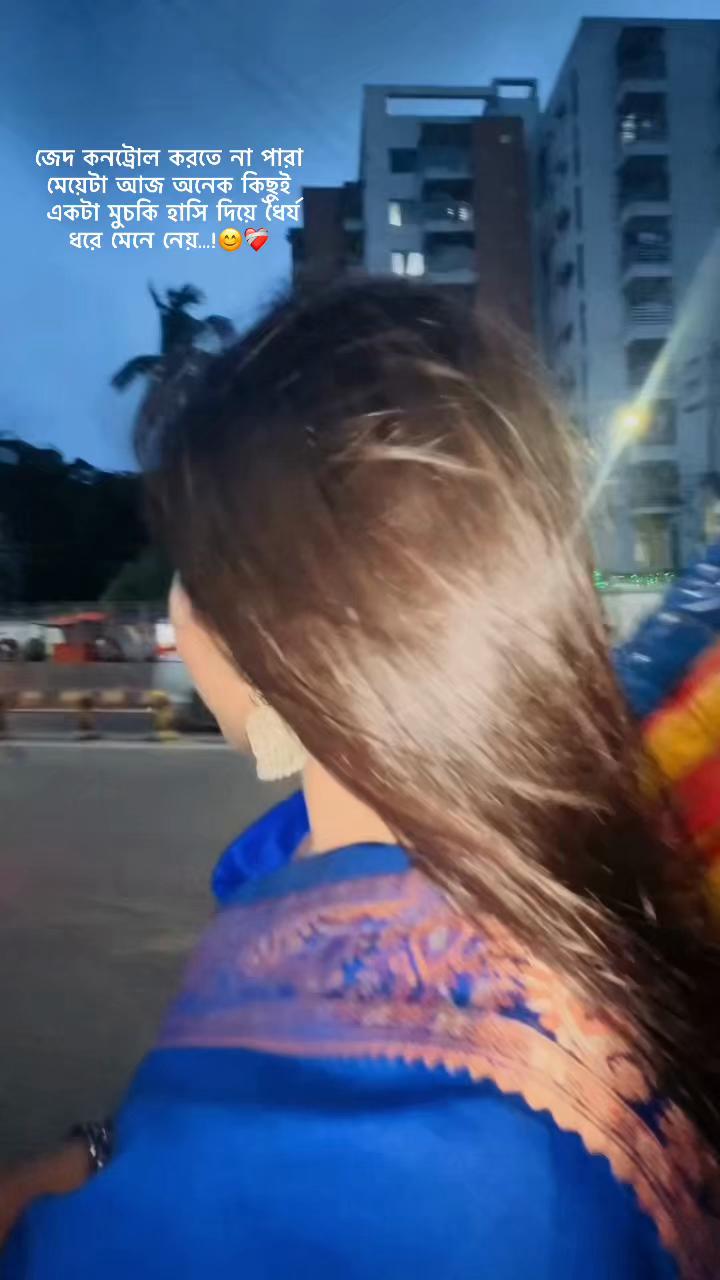 @𝘙𝘰𝘴𝘩𝘯𝘺🧸