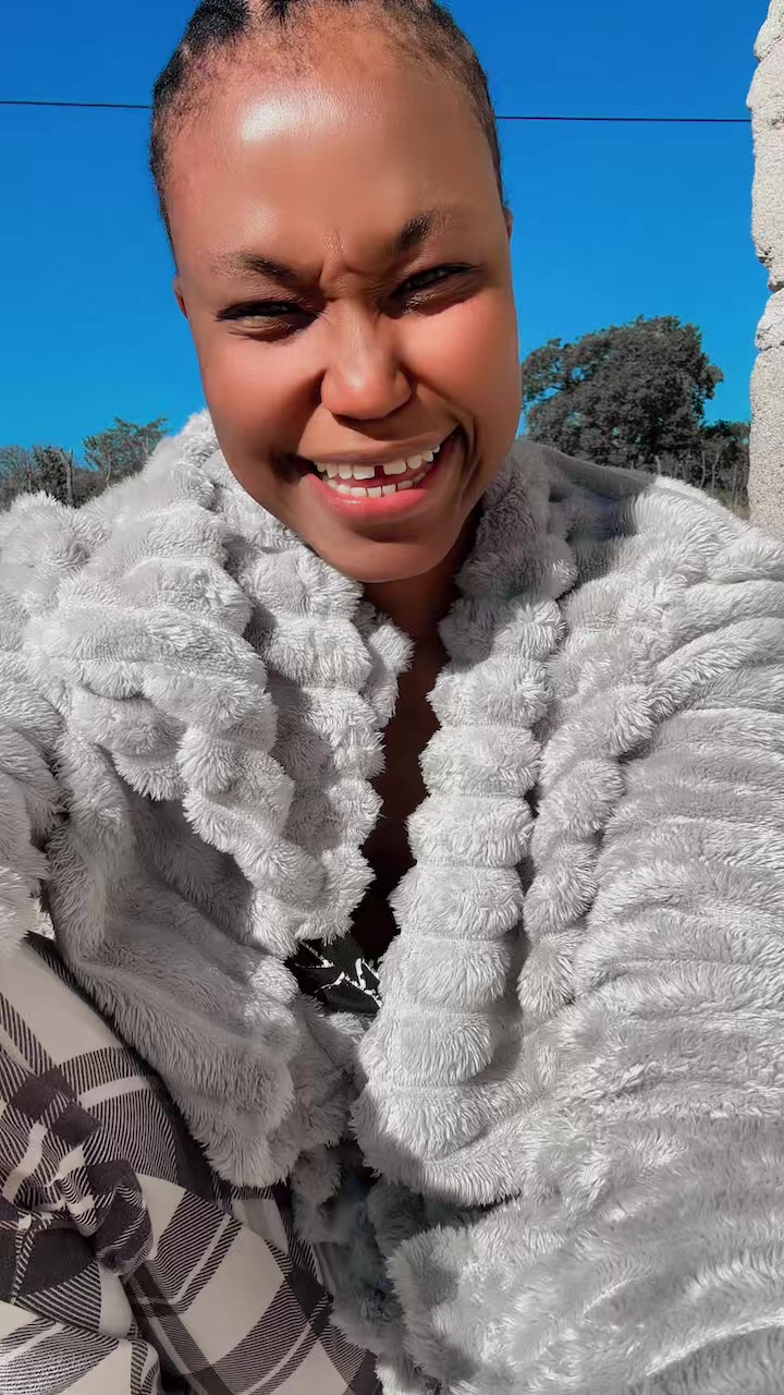 @Amo Mash-Mthombeni