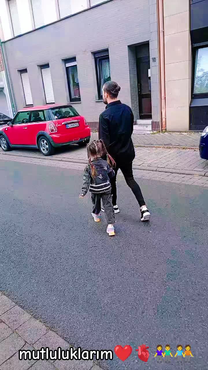 @👨👩👧👦A҈y҈L҈e҈M҈🌎❤️