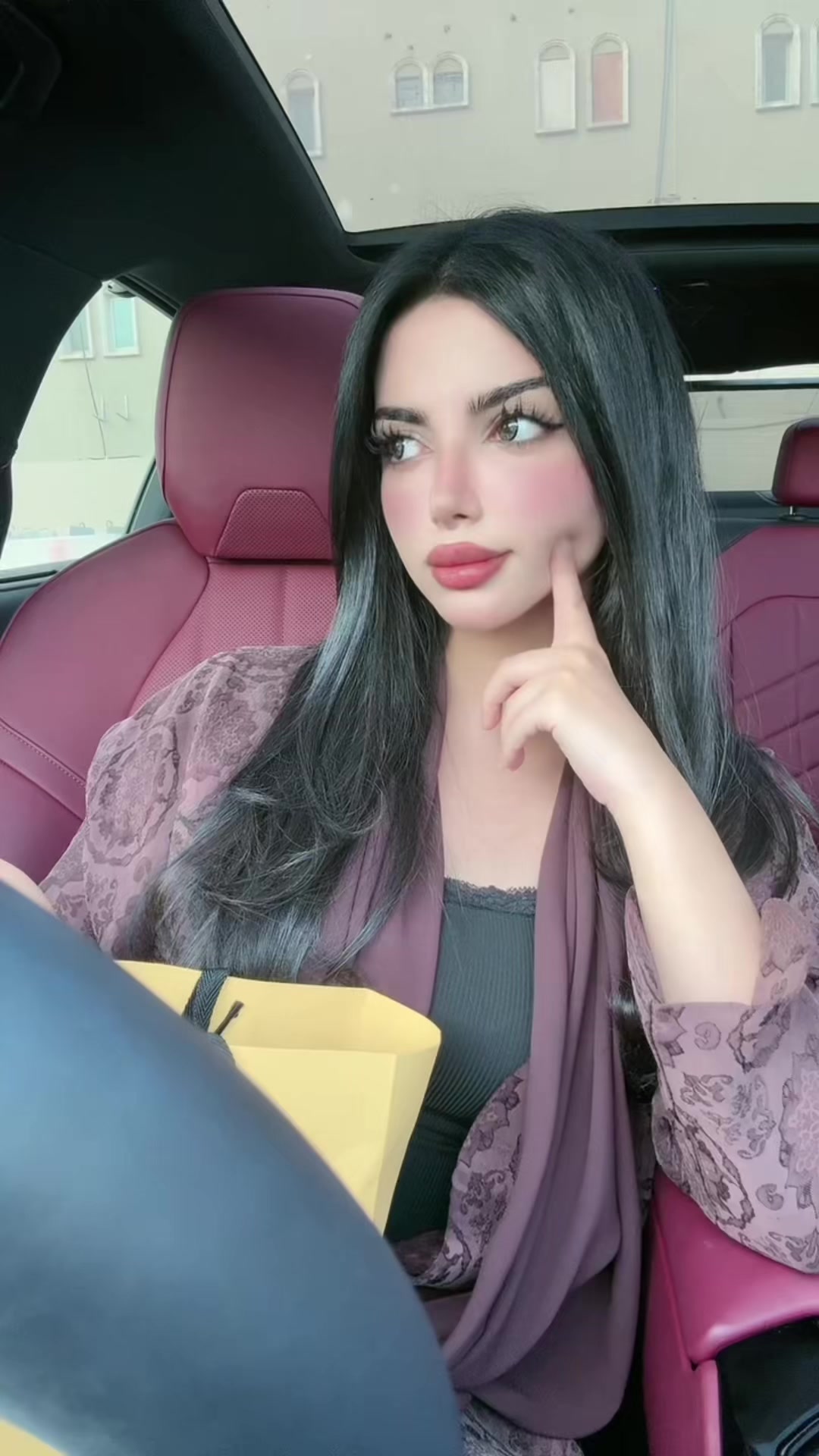 @نورا ال سويلم
