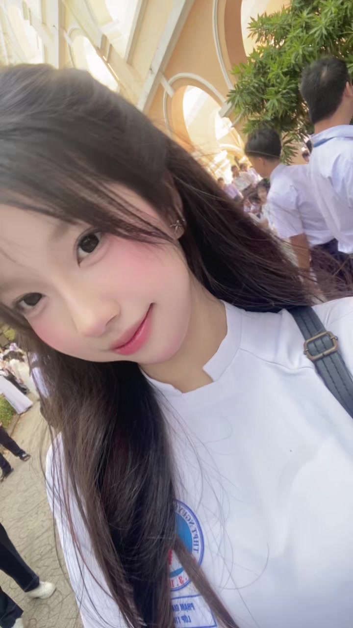 @౨ৎ˚em bé 。⭒♡
