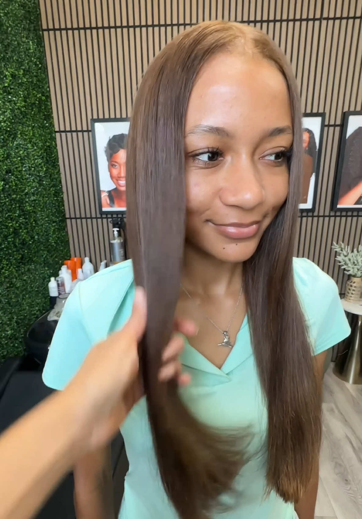 @TrueEssence_BeautyLounge