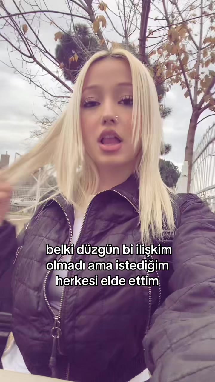 @๐๐๐๐ ๐ข