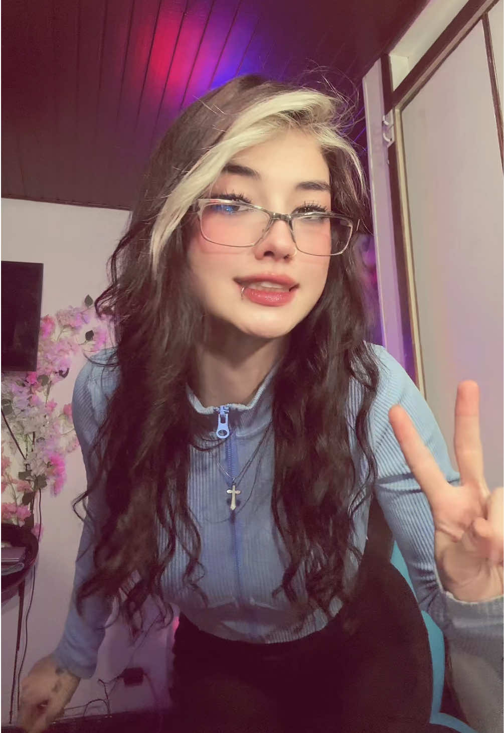 @Izis🛸