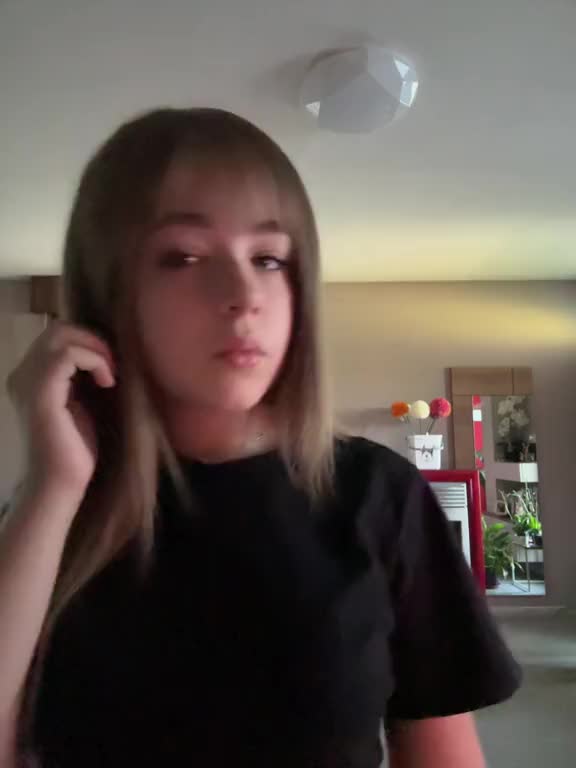 @💋