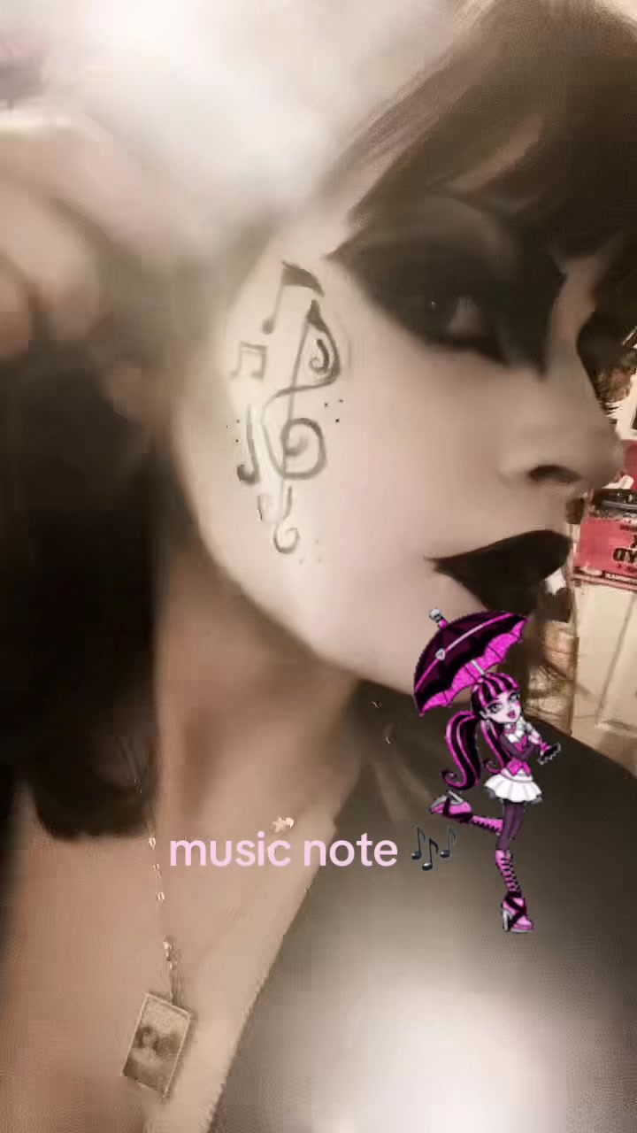 @✩✬Riles (⸝⸝ᵕᴗᵕ⸝⸝) ✰✭