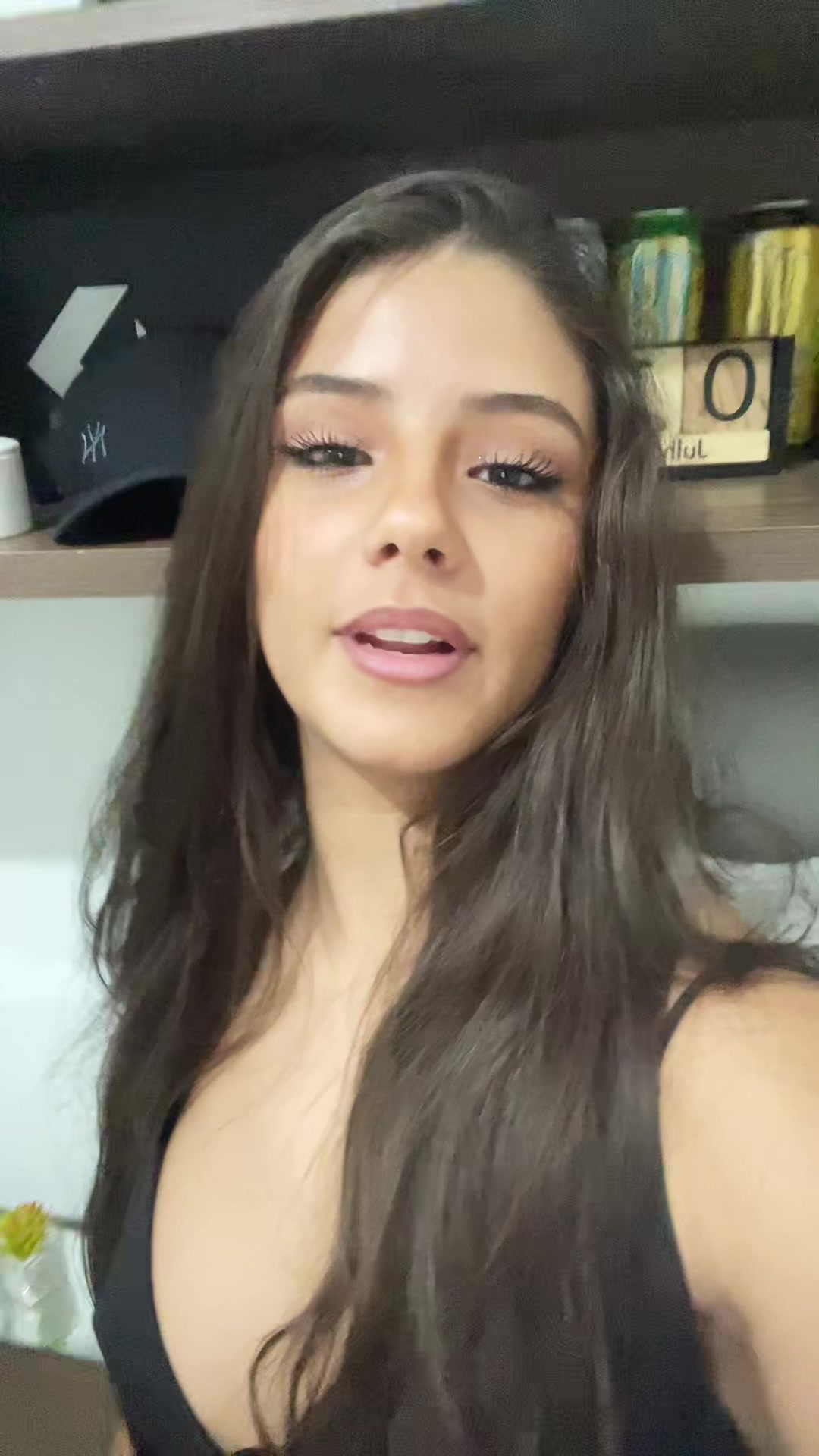 @laviniaaroux