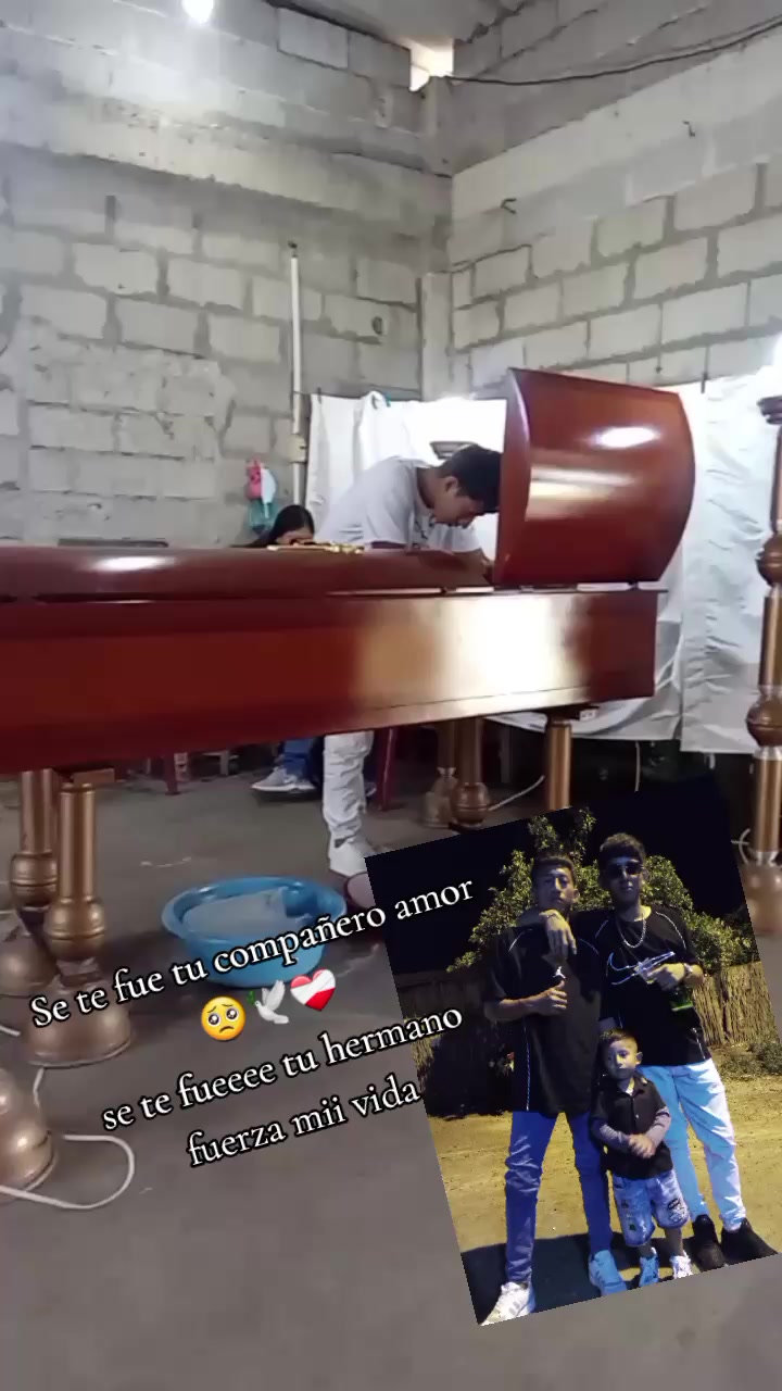 @flakitha🦋
