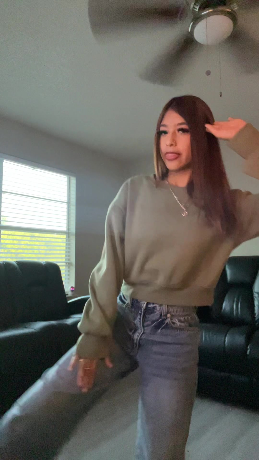 @️