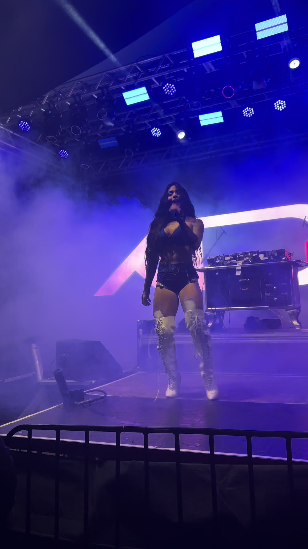 @adahoficial