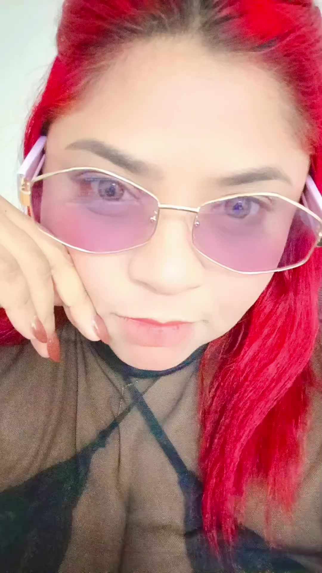 @Ynifer