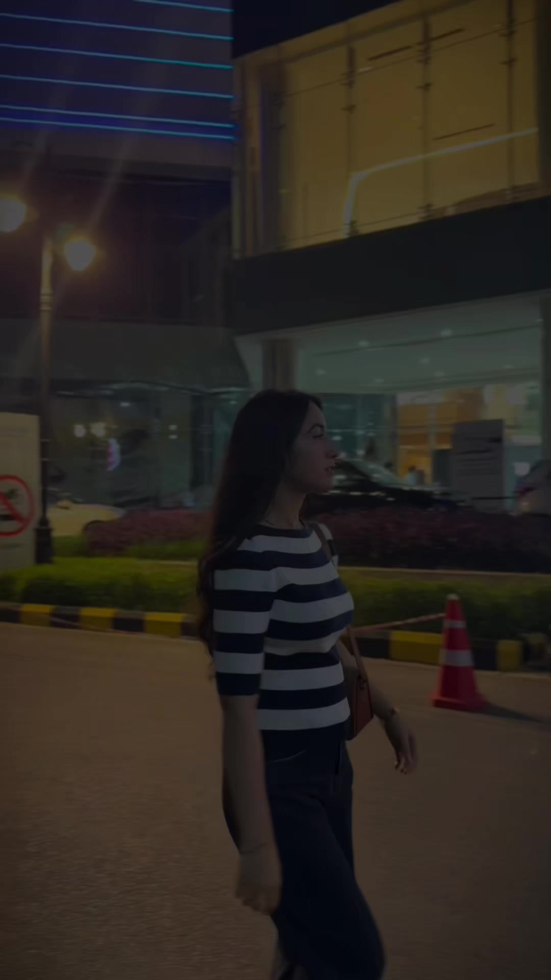 @roshika3106