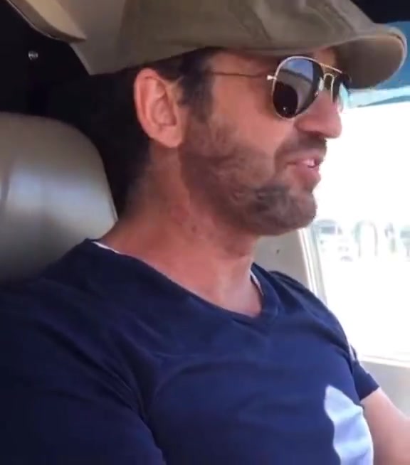 @Real Gerard Butler