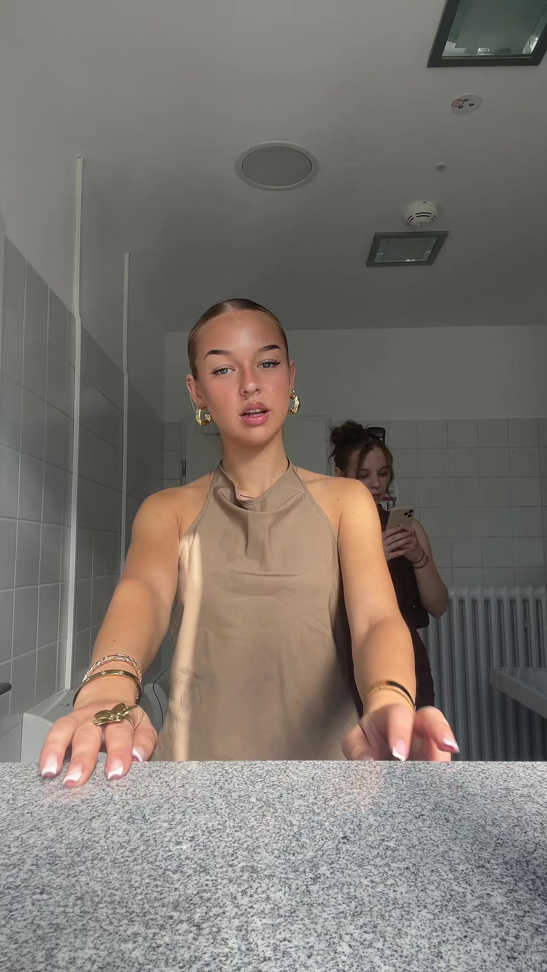 @V