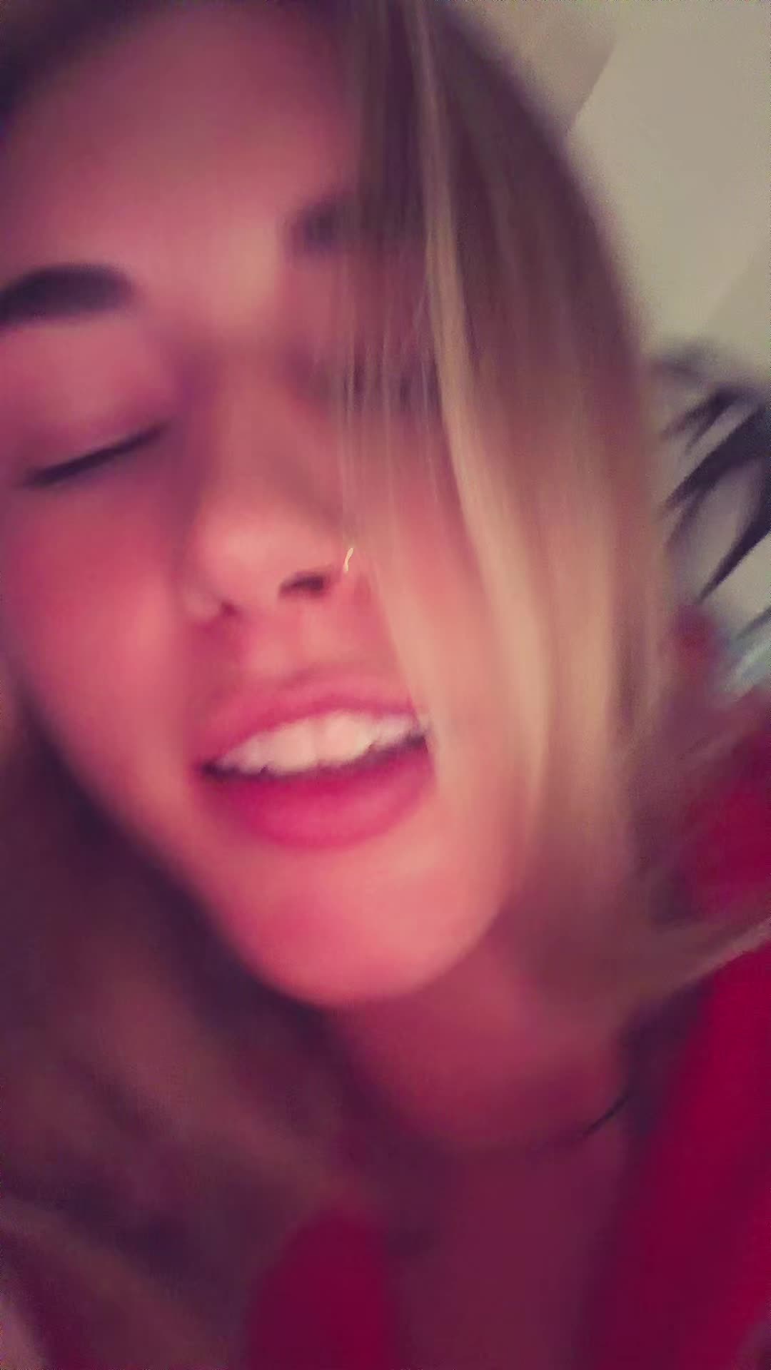 @Lillyneal02