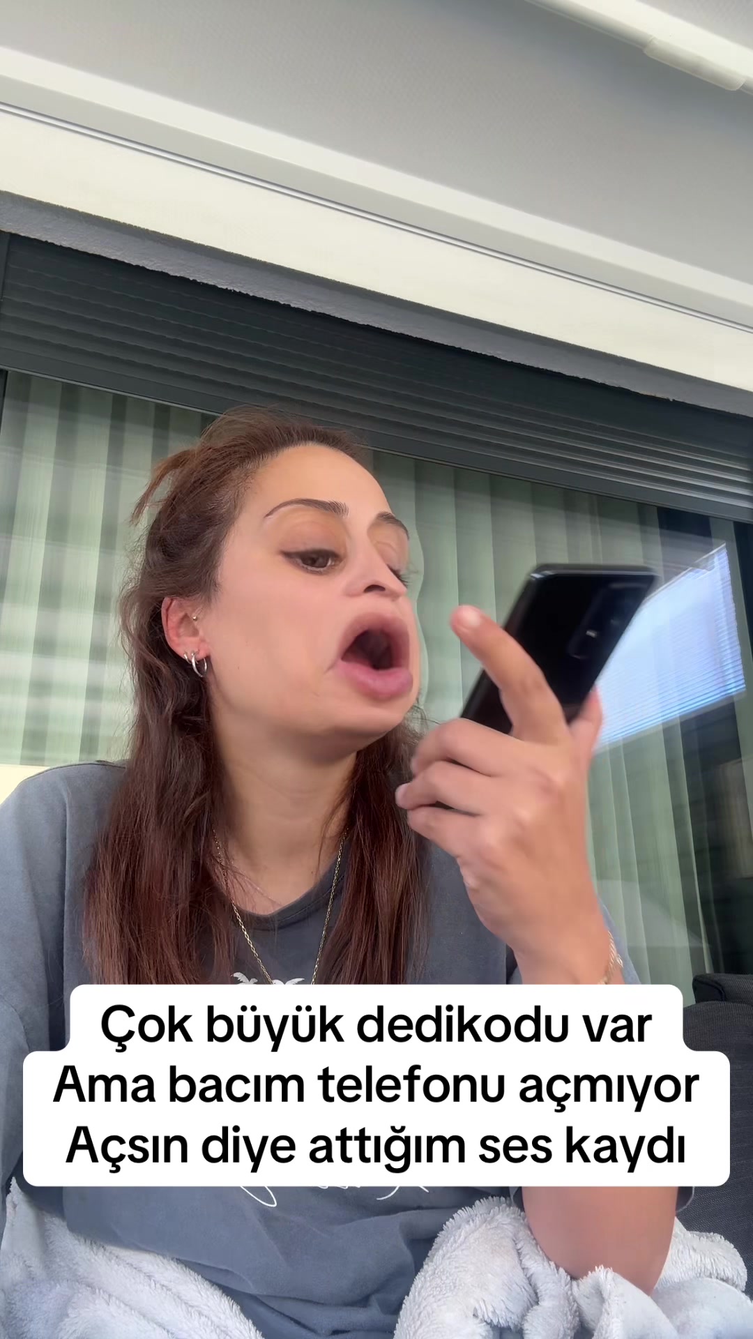 @eKe