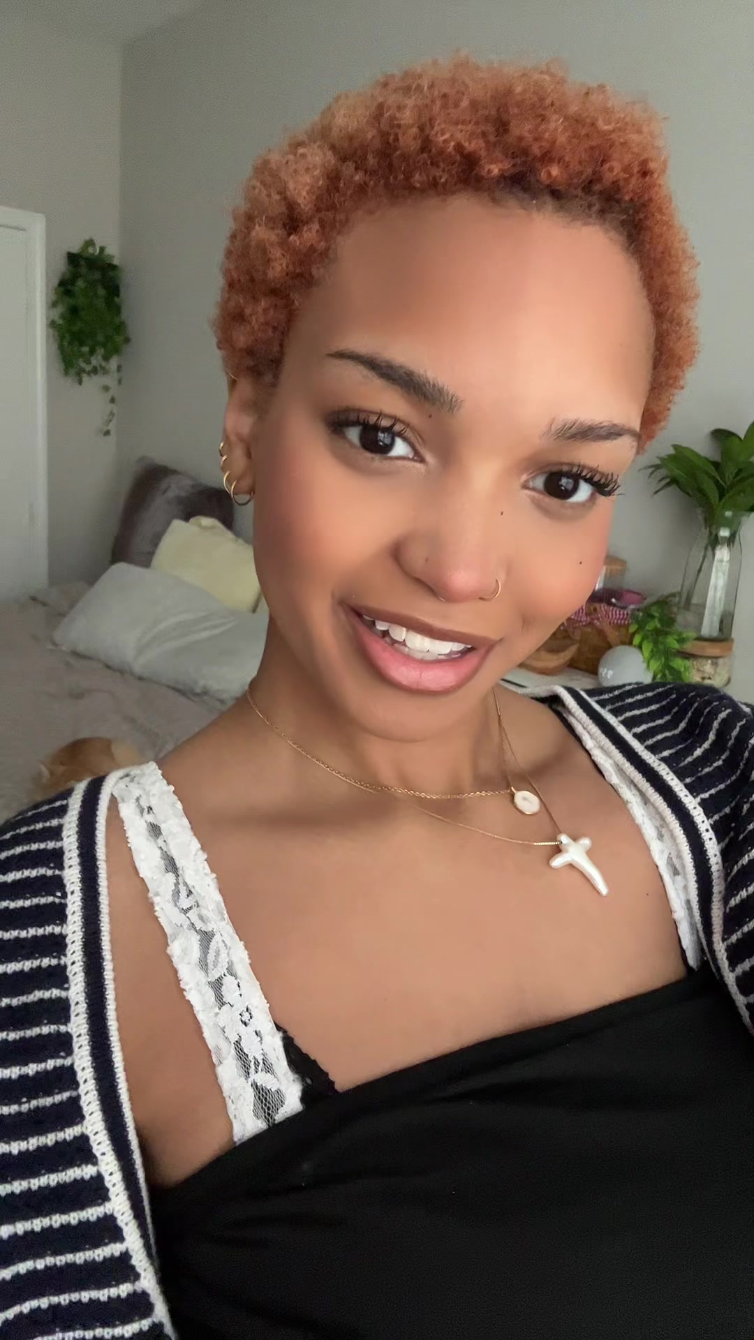 @hazeldovee